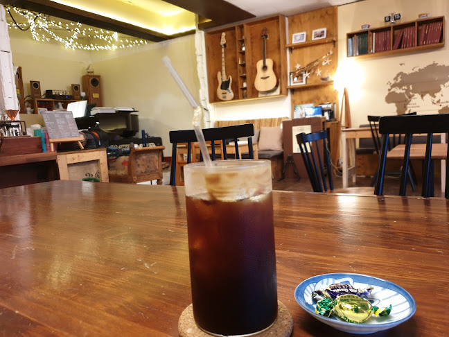 Comentarii opinii despre 카페로데