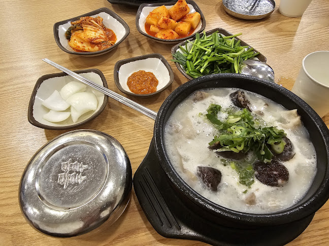 Opinii despre 문산순대국 în 고양시 - 외식업