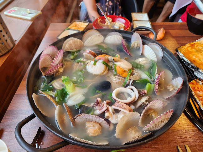 Comentarii opinii despre 이천염전조개구이