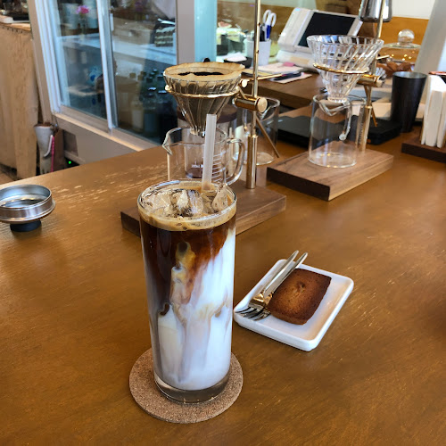 Comentarii opinii despre 짙은