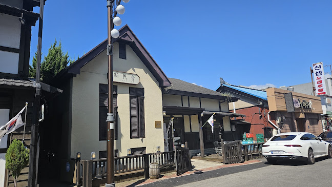 카페 신민회 - 외식업