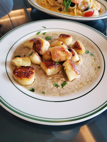 Opinii despre 그노스 în 고양시 - 외식업