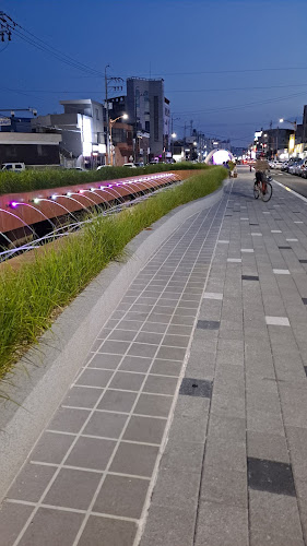 Comentarii opinii despre 파리바게뜨 진주도동