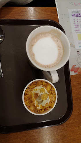 Comentarii opinii despre 빽다방 원주중앙1호점