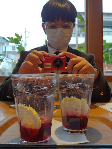 Opinii despre 오월커피 în 강릉시 - 외식업