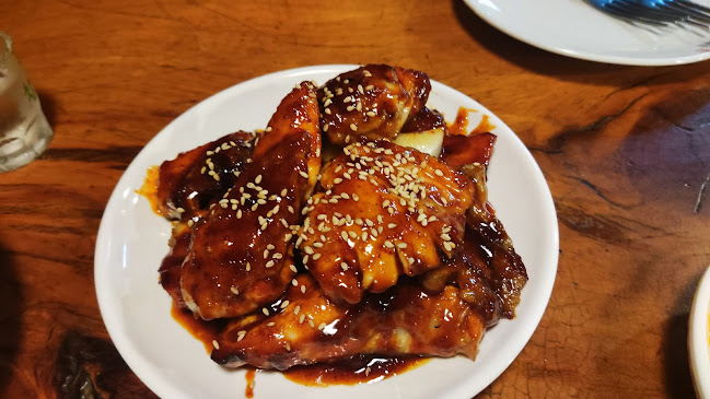 Opinii despre 식껍 숯불돼지구이 în 수원시 - 외식업