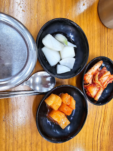 Opinii despre 큰맘할매순대국 în 수원시 - 외식업