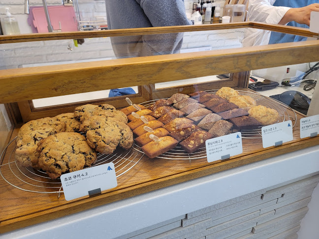 blushaak Geojejangpyeong 블루샥 거제장평점