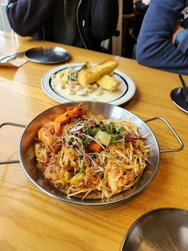 Comentarii opinii despre 올리앤 고양화정점