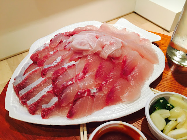 Comentarii opinii despre 성산포자연산회센타