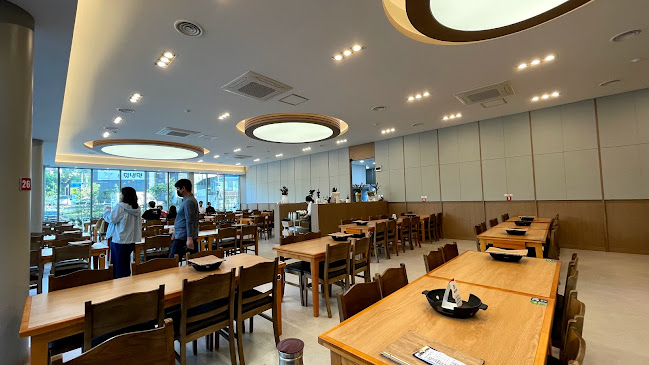 Opinii despre 쌍교숯불갈비 아산점 în 아산시 - 외식업