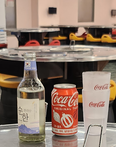 Comentarii opinii despre 제주산숯불구이 함덕 흑돼지 한우 Black Pork Jeju Beef and Chicken