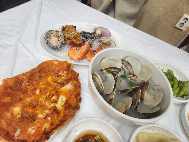 덕호수산 - 외식업