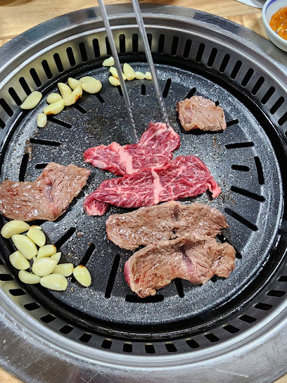 팔공식육식당