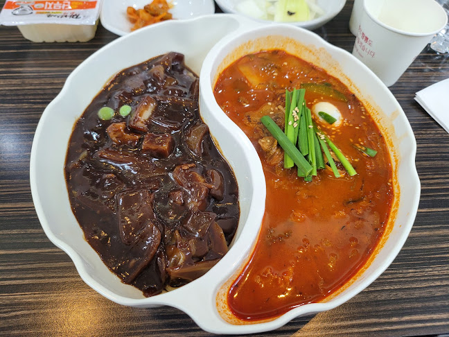 짬뽕지존 Chinese restaurant - 외식업