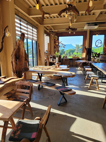 자연목갤러리 우드슬램 무인카페 - 외식업