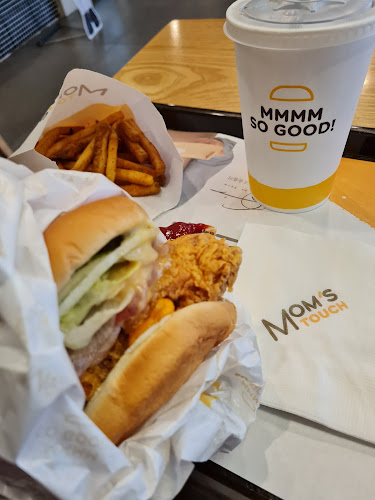 Opinii despre 맘스터치 청주남문로점 în 청주시 - 외식업