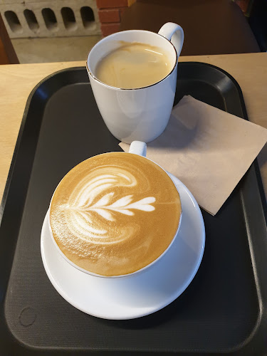 Comentarii opinii despre 이작 커피