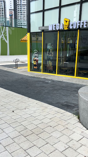 Opinii despre 메가MGC커피 과천펜타원점 în 과천시 - 외식업