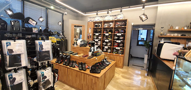 트라이크 하우스