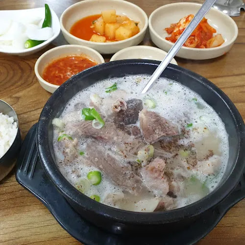 송자네순대국 - 외식업