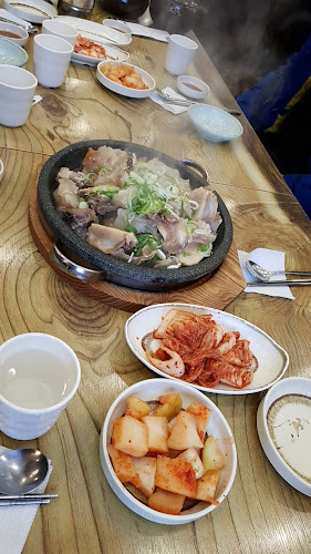 Comentarii opinii despre 우남정