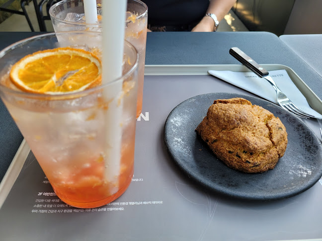 Comentarii opinii despre 어반런드렛 더 테라스