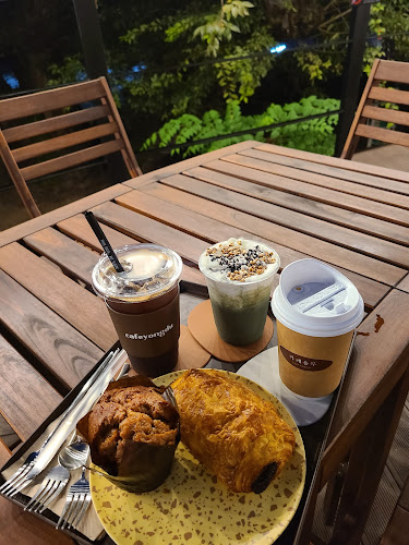 Opinii despre 카페용두 în 광양시 - 외식업