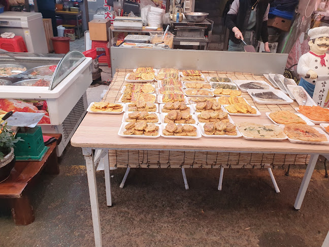 Comentarii opinii despre 논산화지중앙시장