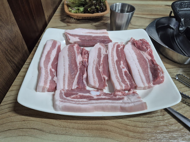 Opinii despre 놀이터정육식당 în 서귀포시 - 외식업