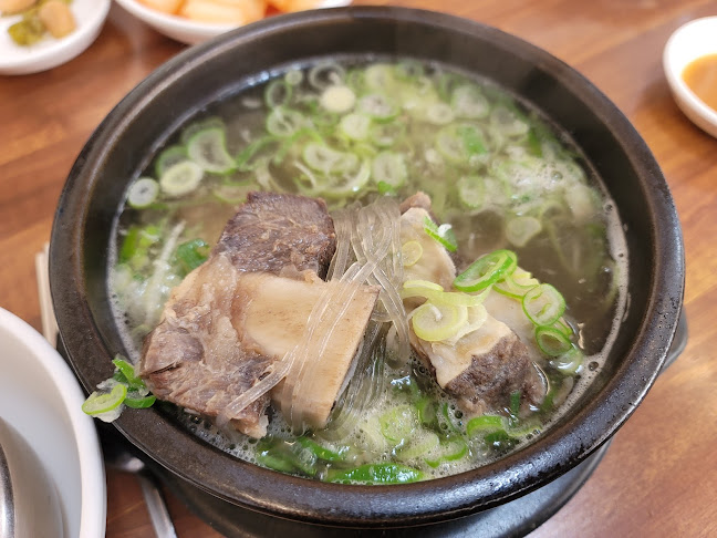 Opinii despre 교동면옥 경산점 în 경산시 - 외식업