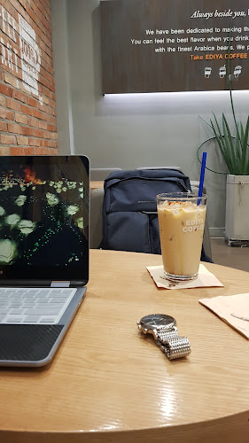 Comentarii opinii despre 이디야커피 수원센트럴점