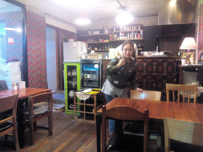 Comentarii opinii despre Vege Bakery Cafe