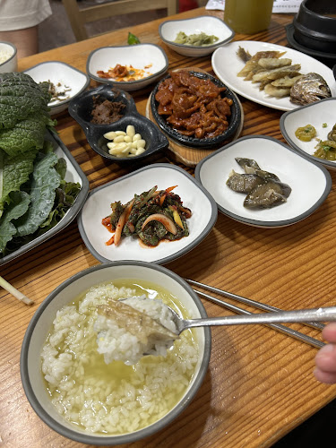 Opinii despre 명품쌈밥 în 포천시 - 외식업