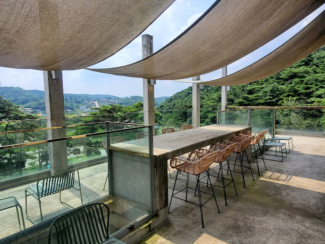 카페로우 - 외식업