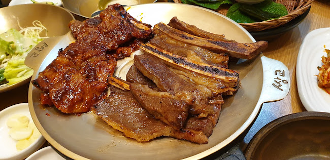 Opinii despre 쌍교숯불갈비 아산점 în 아산시 - 외식업