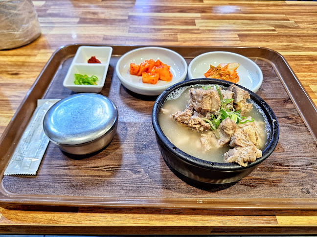 Opinii despre 명동감자탕 în 영주시 - 외식업