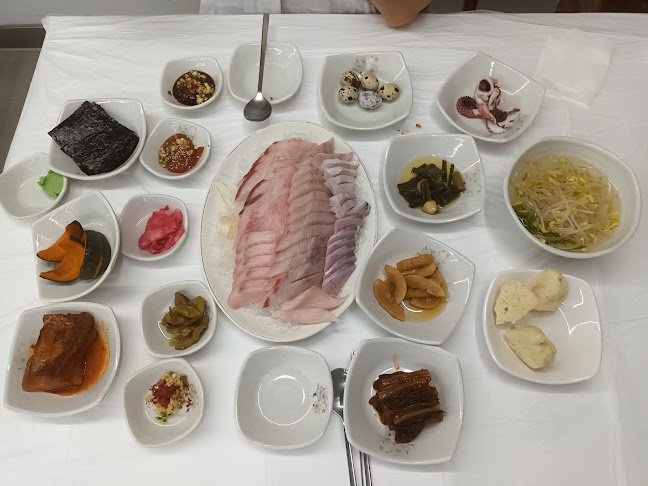 Opinii despre 조일식당 în 여수시 - 외식업