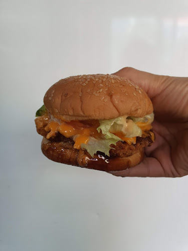 촉촉버거 중화산점 - 전주시