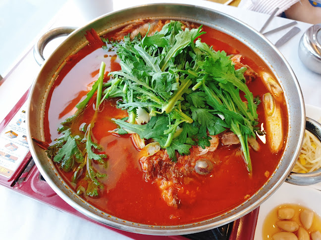 Opinii despre 보물섬횟집 în 서귀포시 - 외식업