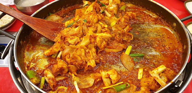 춘천골닭갈비 - 외식업