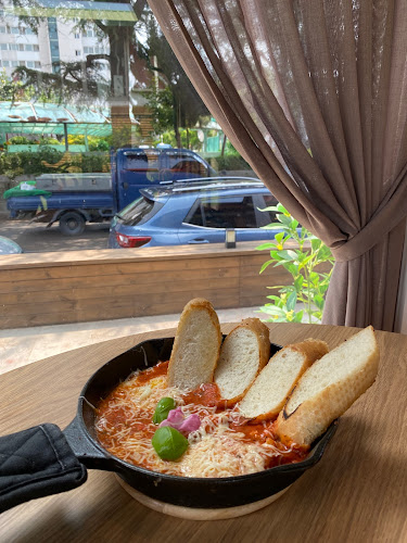 전북특별자치도 군산시 월명동 8-19