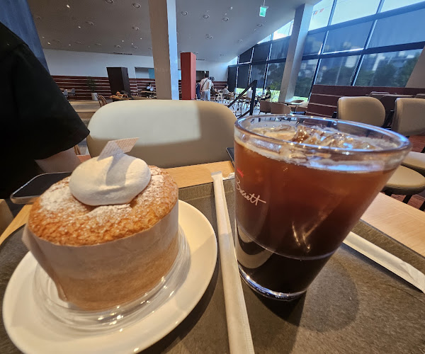 폴바셋 - 외식업