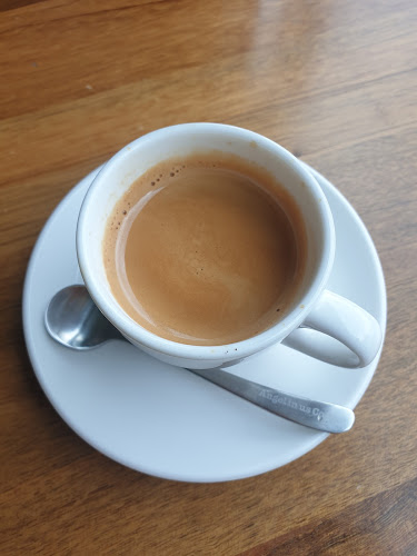 엔제리너스 진주금호못점 - 외식업