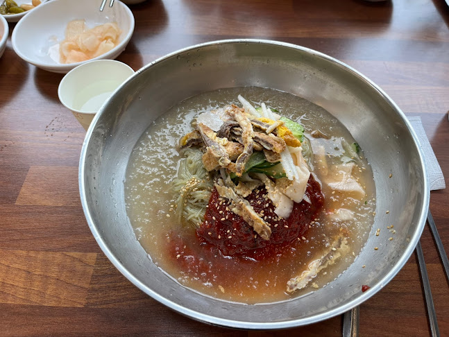 Opinii despre 교동면옥 경산점 în 경산시 - 외식업