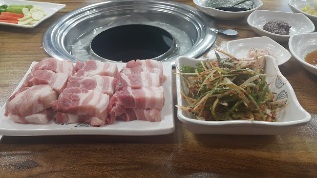 Opinii despre 선진삼겹살 în 원주시 - 외식업