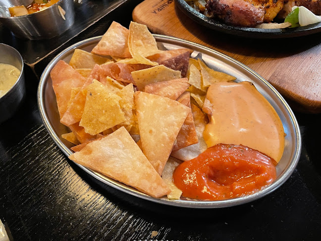 토도스 - 외식업