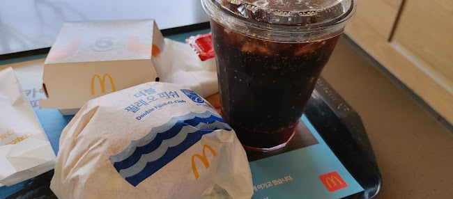 Comentarii opinii despre 맥도날드 강릉점