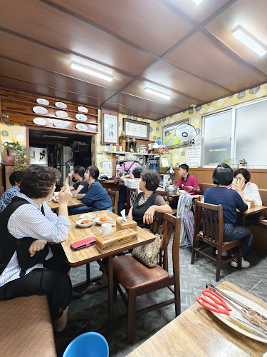 Opinii despre 골목식당 în 제주시 - 외식업