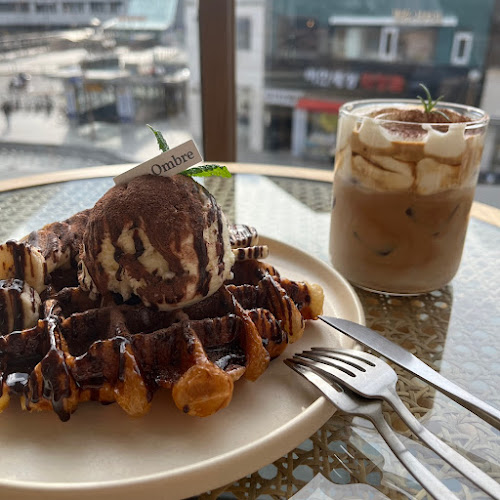 Opinii despre 옴브레 în 의정부시 - 외식업